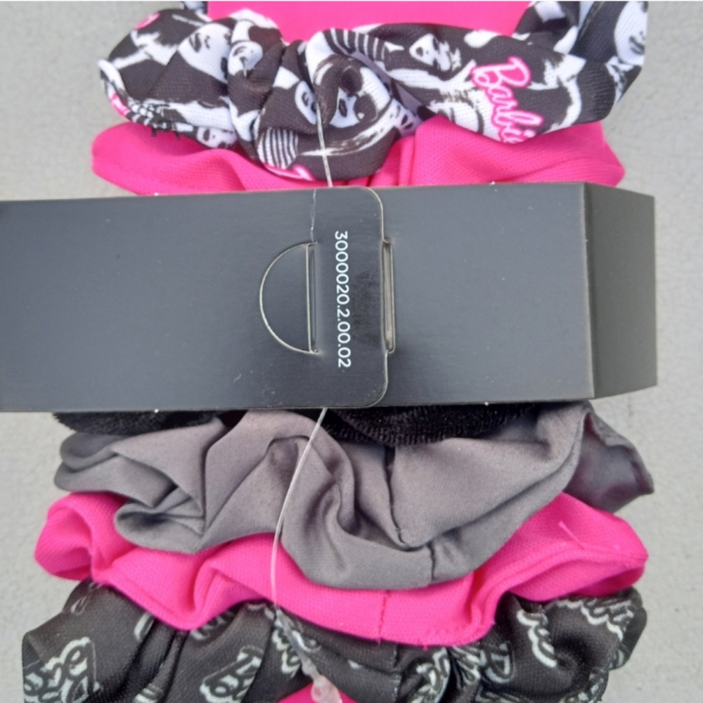 Barbie x Goody 6 Pack Scrunchie Set - Picture 5 of 5